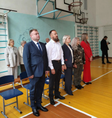 Депутаты Совета приняли участие в торжественных линейках